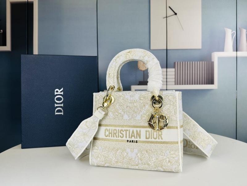 Dior Shopping Bags